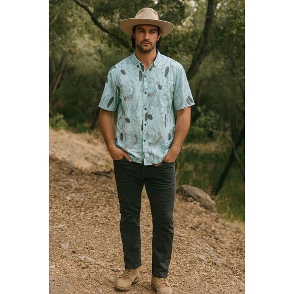 ROARK REVIVAL Blue Pinecone Graphic Button Up Shirt Top Mens Size Medium - Picture 1 of 9